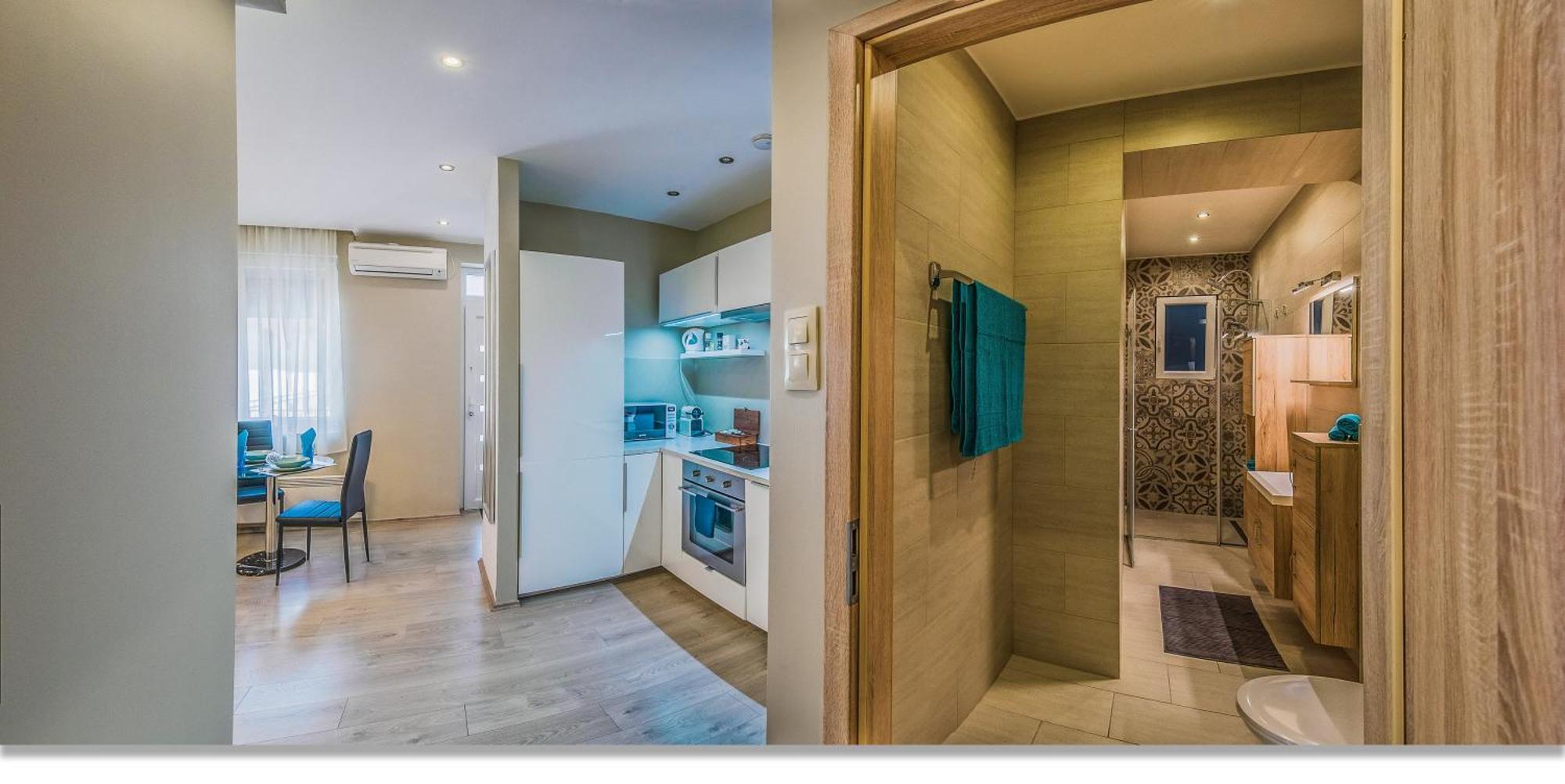 Apartment Cozy Aptmt In The Center*ac*electronic Door Locker *